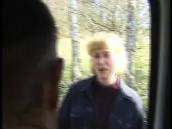 Sportliche Hure mit prallem Arsch lässt sich bumsen