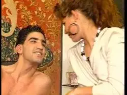 Heftiger Sex in nicht rasierte Muschi